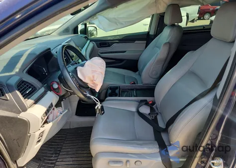 2018 Honda Odyssey Exl z USA, uszkodzony, nr VIN 5FNRL6H77JB101946